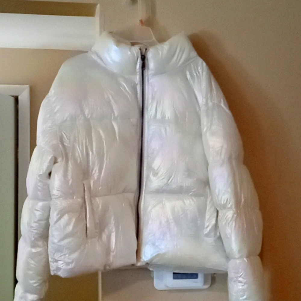 Women's puff coat never worn to small